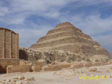 Pyramide de Djéser